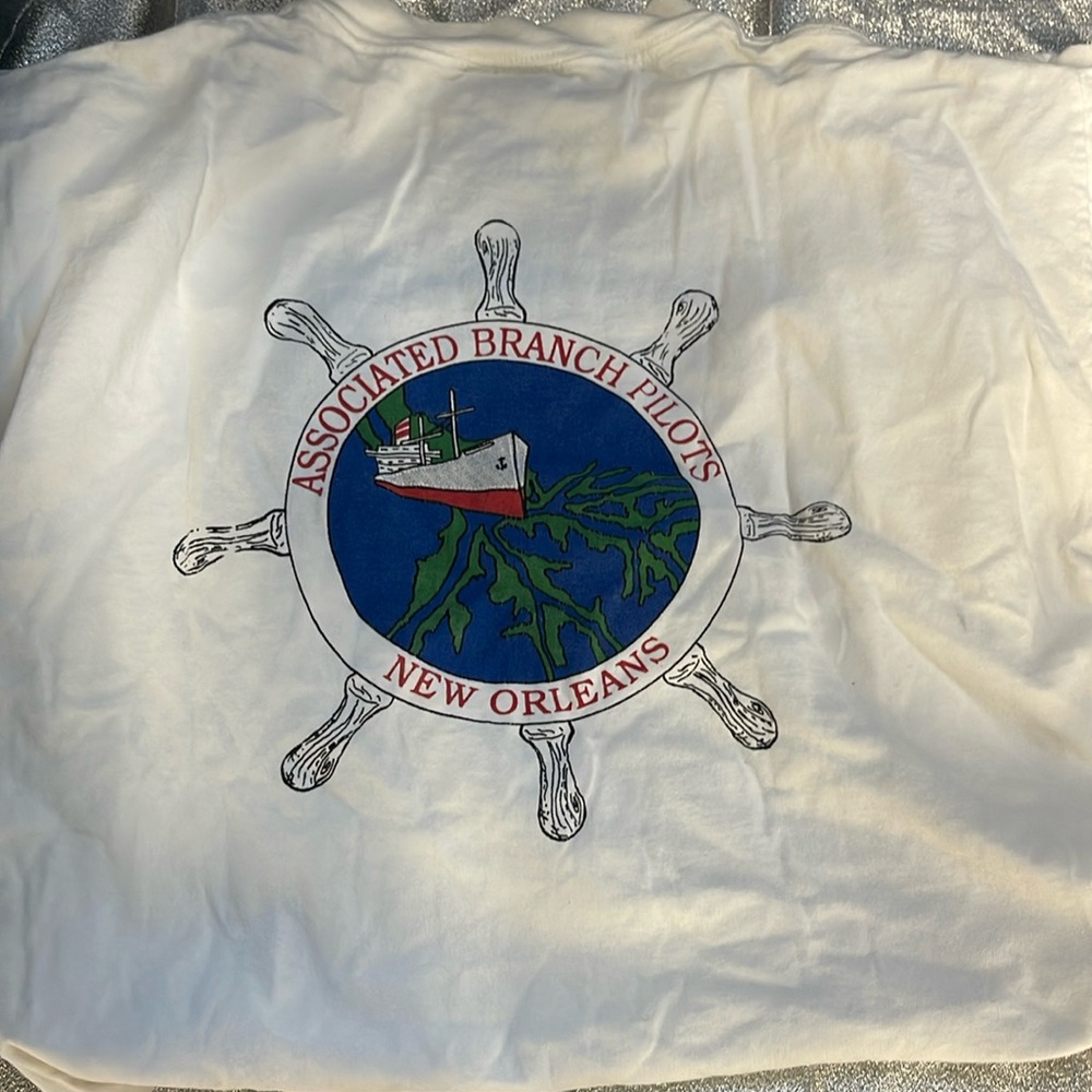 Vintage Tshirt L single stitch associated branch pilots New Orleans G2